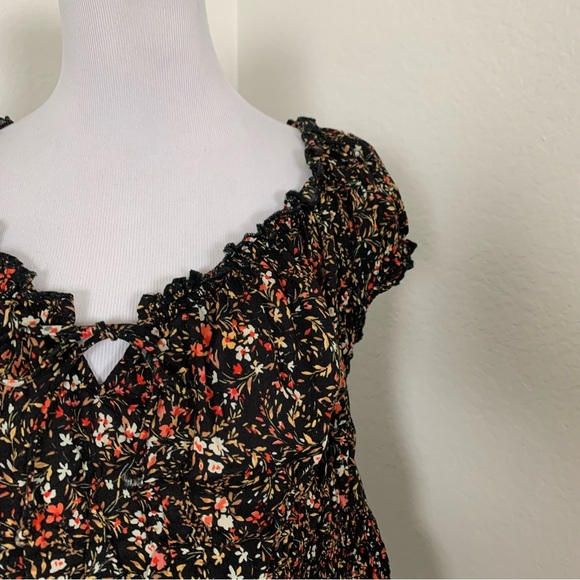 Old Navy Ditsy Floral Print Smocked Top Womens 2X Fall Colors Short Sleeve - Picture 9 of 16